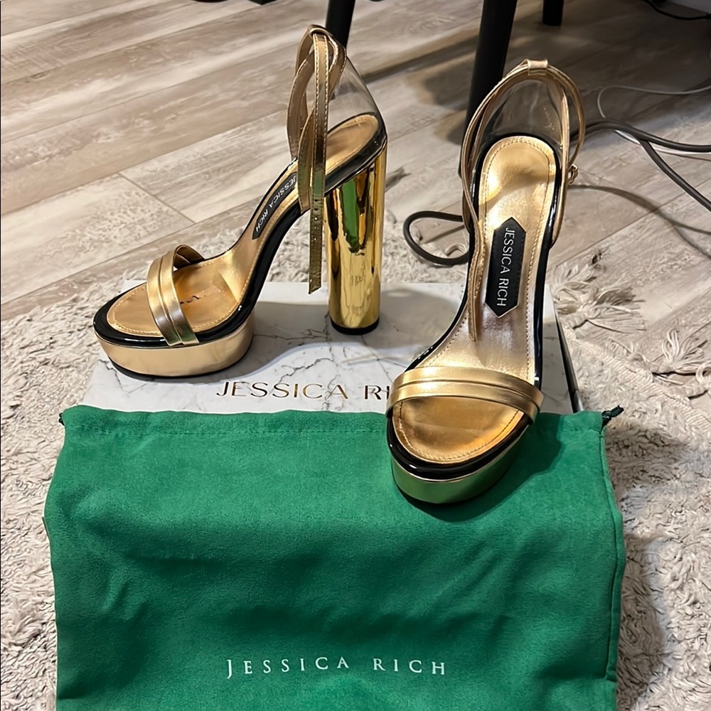 Jessica Rich Platform Sandal